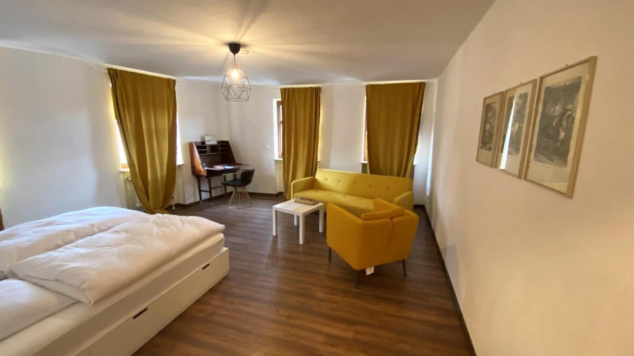 Hotel Sonne Wassertrüdingen Екстериор снимка